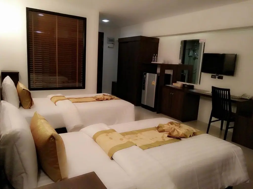 Кхонкэн: The Convenience Hotel