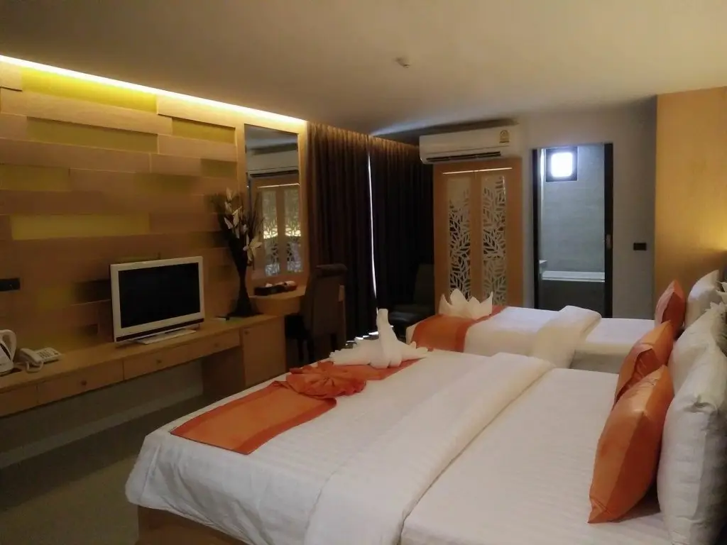 Кхонкэн: The Convenience Hotel