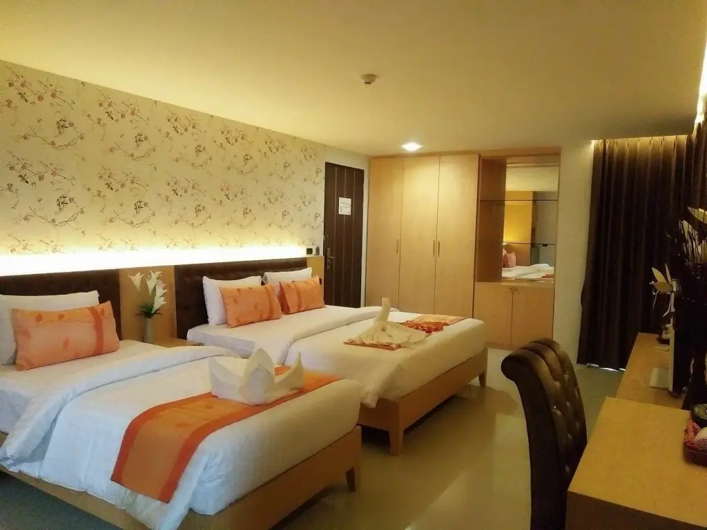 Кхонкэн: The Convenience Hotel