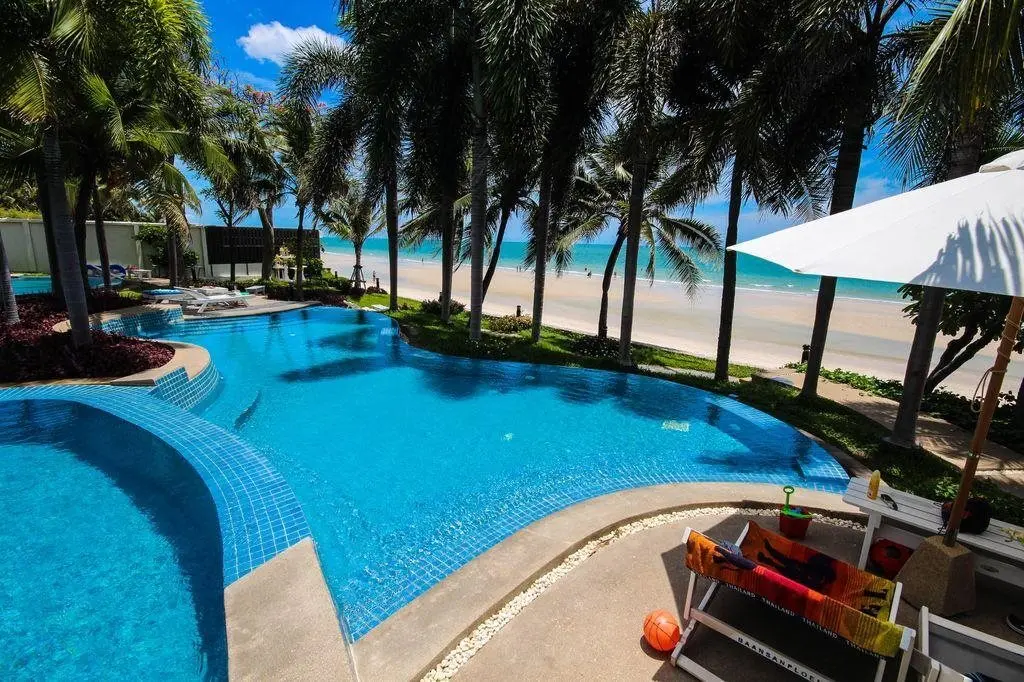 Хуахин: Baan Sanpleon Beachfront Condominium