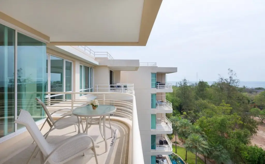 Хуахин: Baan Sanpleon Beachfront Condominium