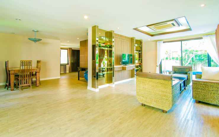 Паттайя: Natcha Pool Villa Pattaya