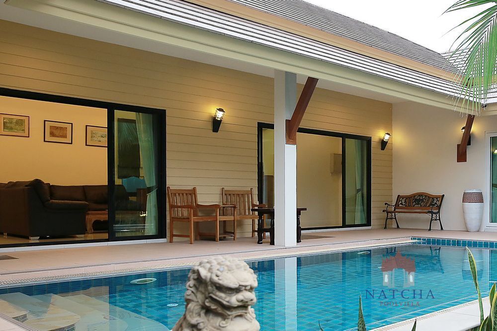 Паттайя: Natcha Pool Villa Pattaya