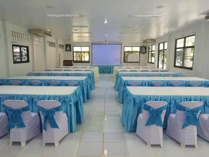 Сикао: Kipbox Hotel Trang