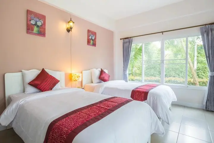 Кханонгпхра: Villa Reina Resort