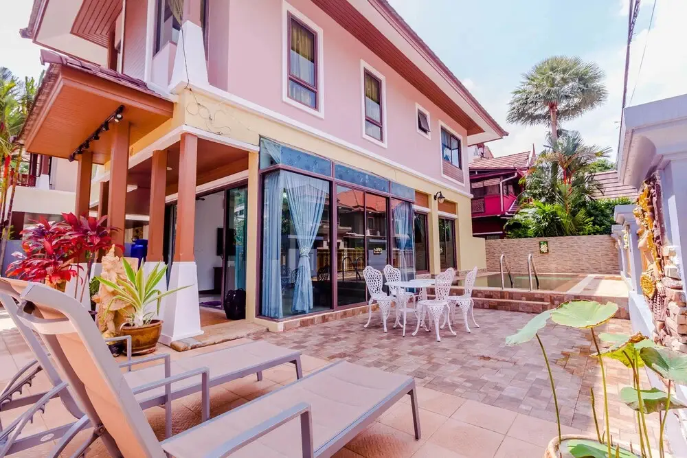 Кату: 3 Bedrooms Pool Villa Walk to Patong