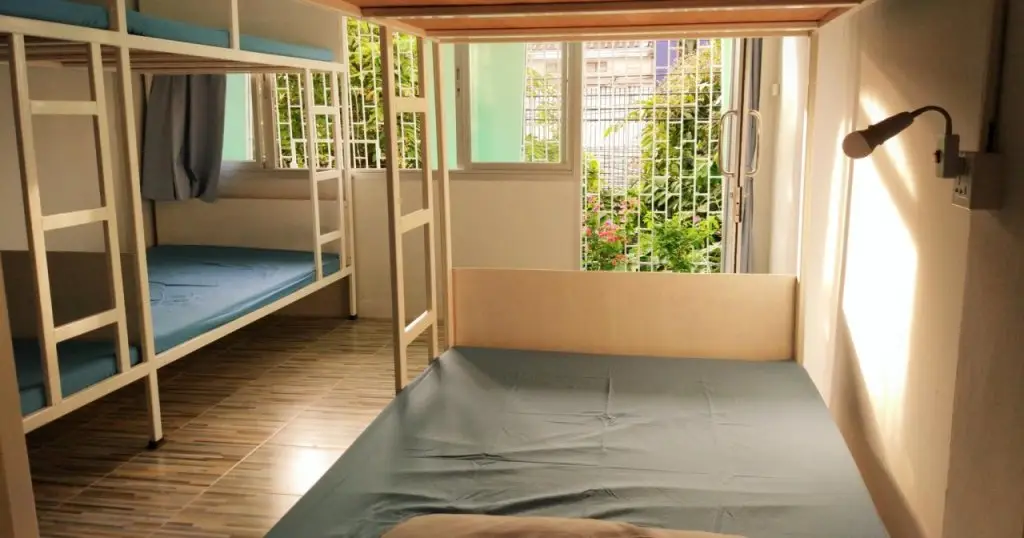 Бангкок: Hi Friends Hostel