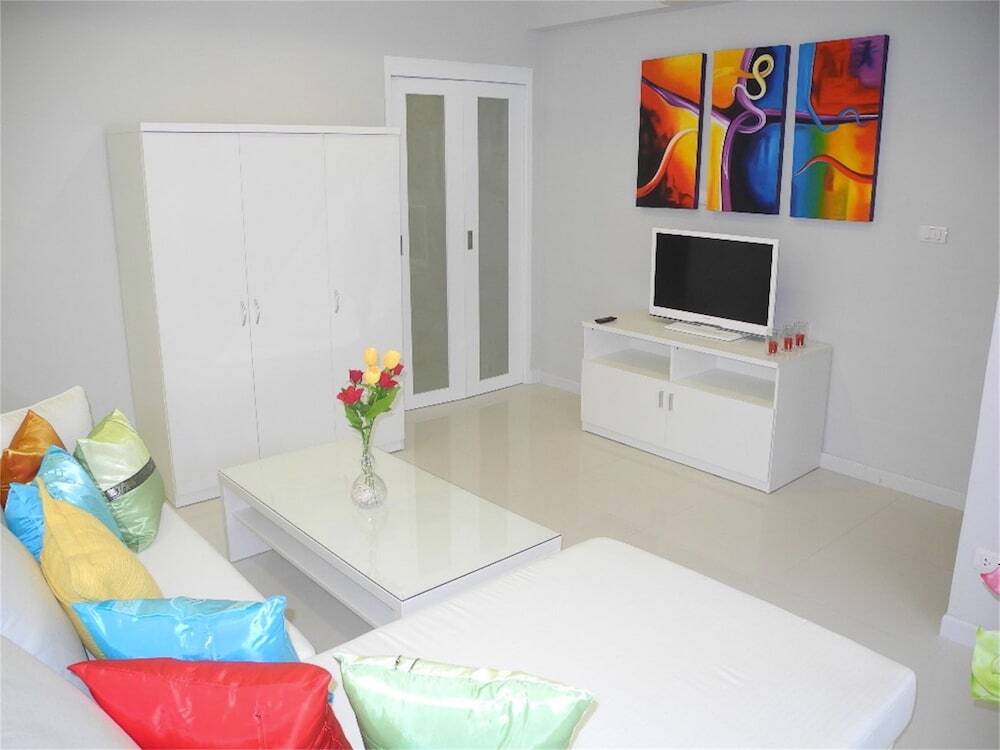 Муанг: Kata Plaza 1 bedroom Centrical Apartment