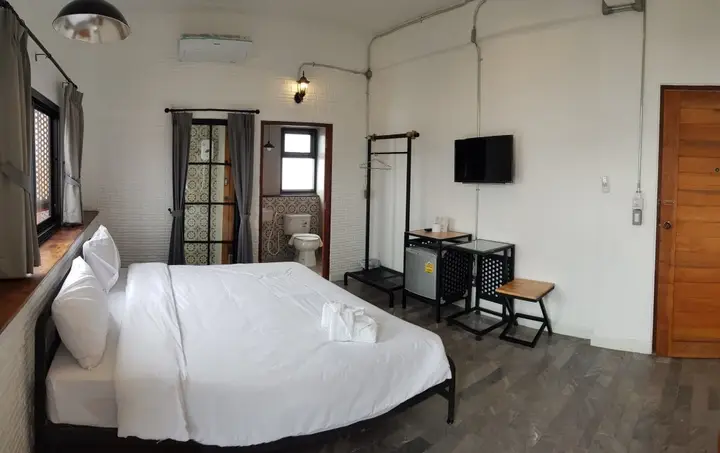 Удонтхани: V1 Room Hotel