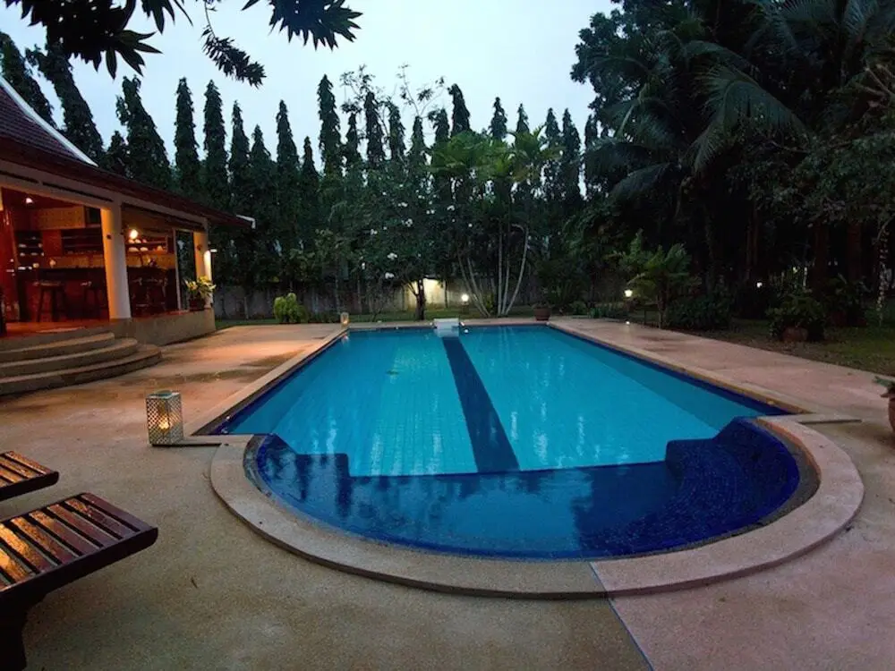 Тхаланг: Paklok Villa 180 m2