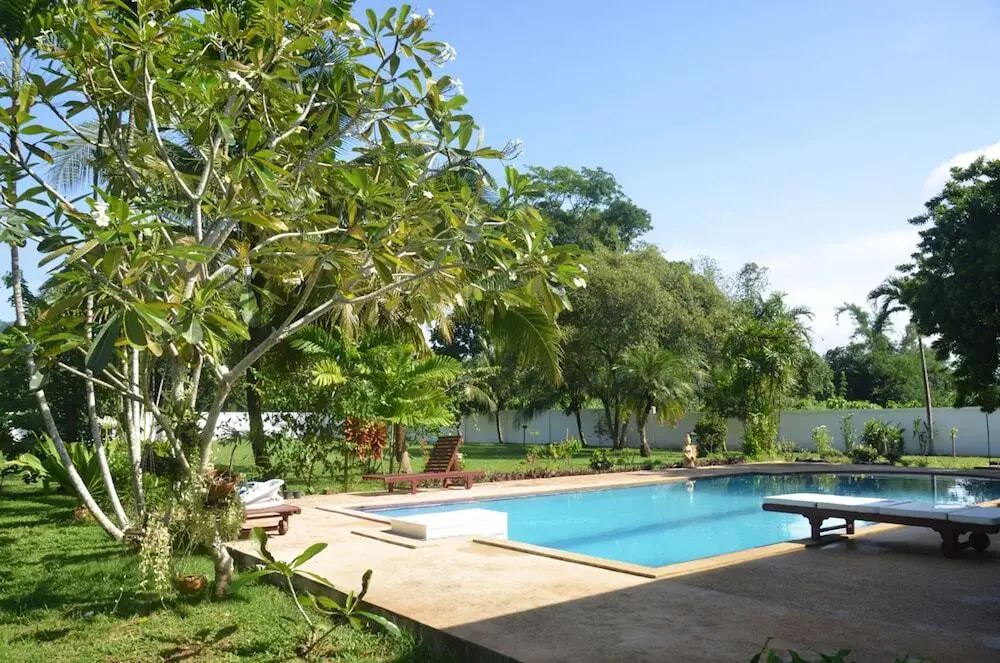 Тхаланг: Paklok Villa 180 m2