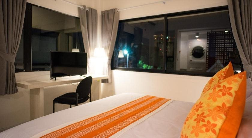 Чиангмай: 202 Hotel & Restaurant
