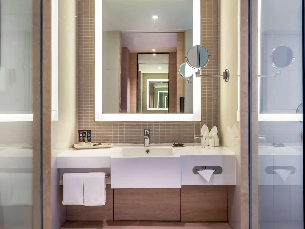 Novotel Phuket City Phokeethra Hotel — фото 1