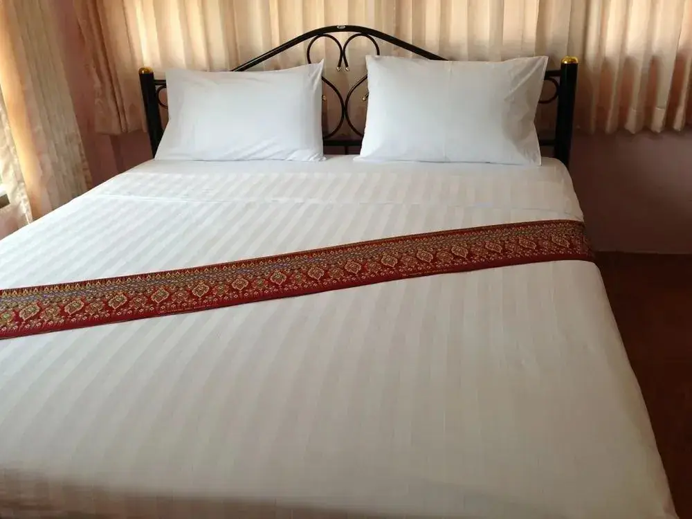 Чаам: VIP Condochain - Villa Imboon