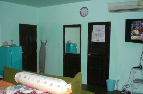 Накхон-Патхом: Photharam Guess House