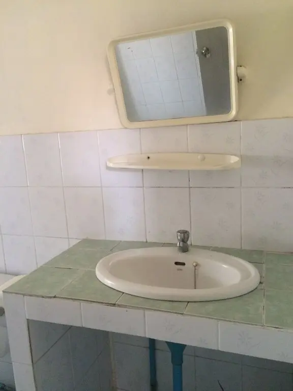 Паи: Pravee House
