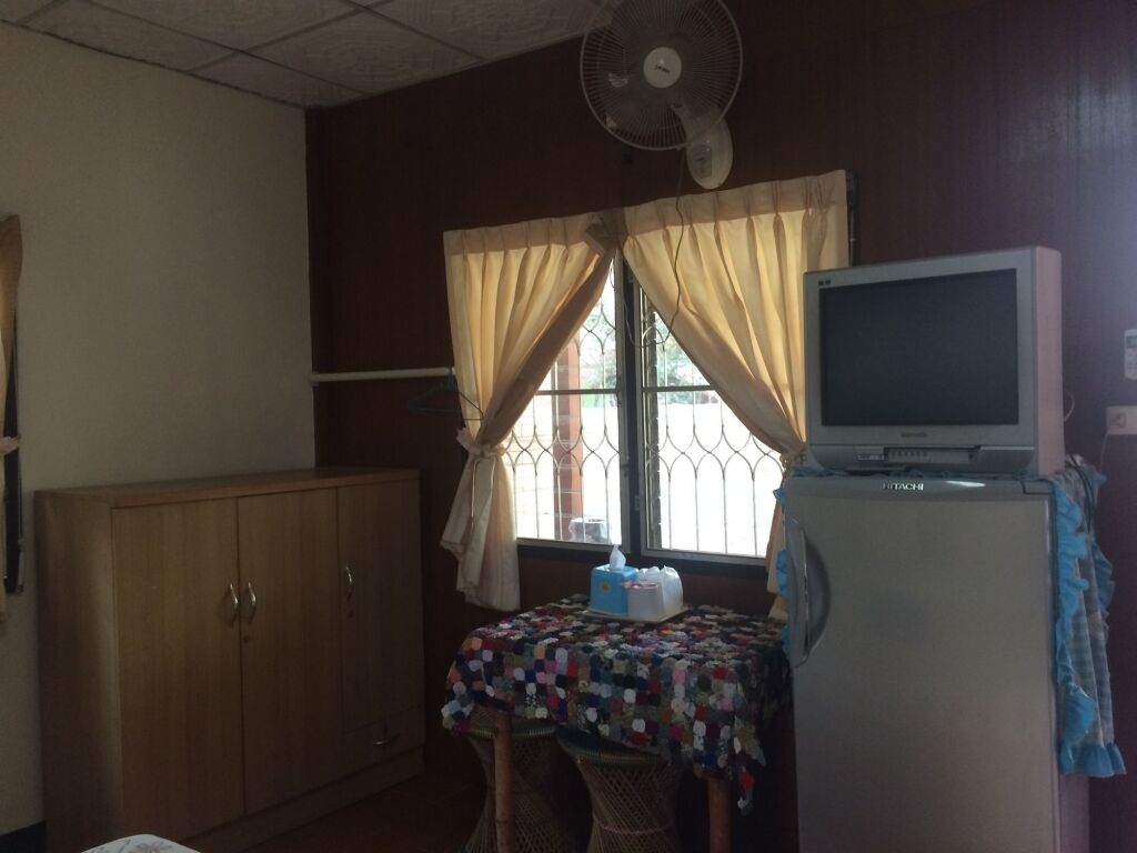 Паи: Pravee House