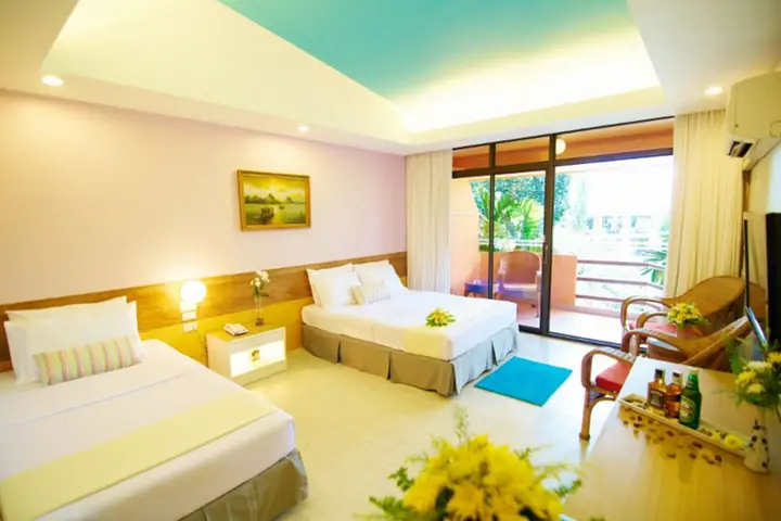 Паттайя: Peace Resort Pattaya