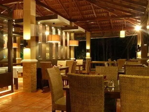Nisa Cabana Resort — фото 1