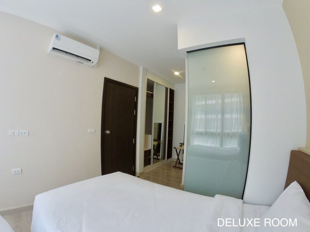 Тхаланг: Royal Lee The Terminal Phuket Condominium by Cullinan R.