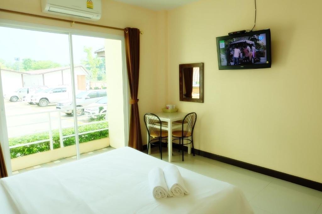 Сакэу: Sakaeogarden Hotel