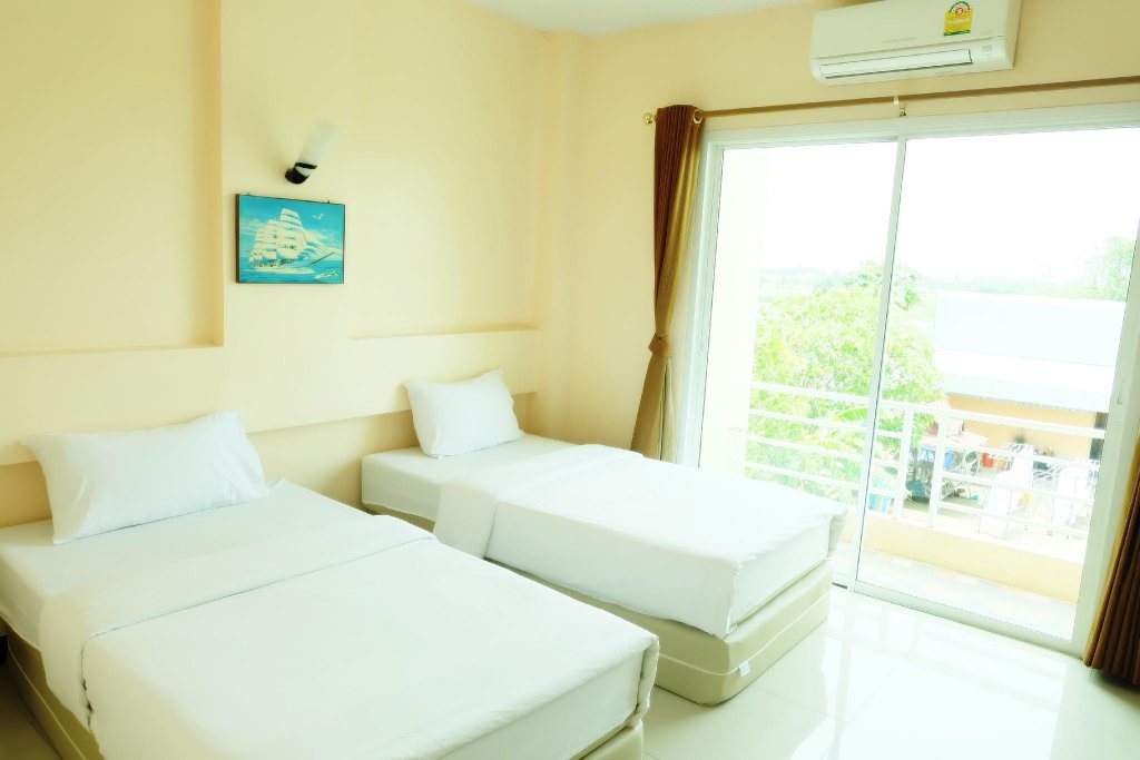 Сакэу: Sakaeogarden Hotel