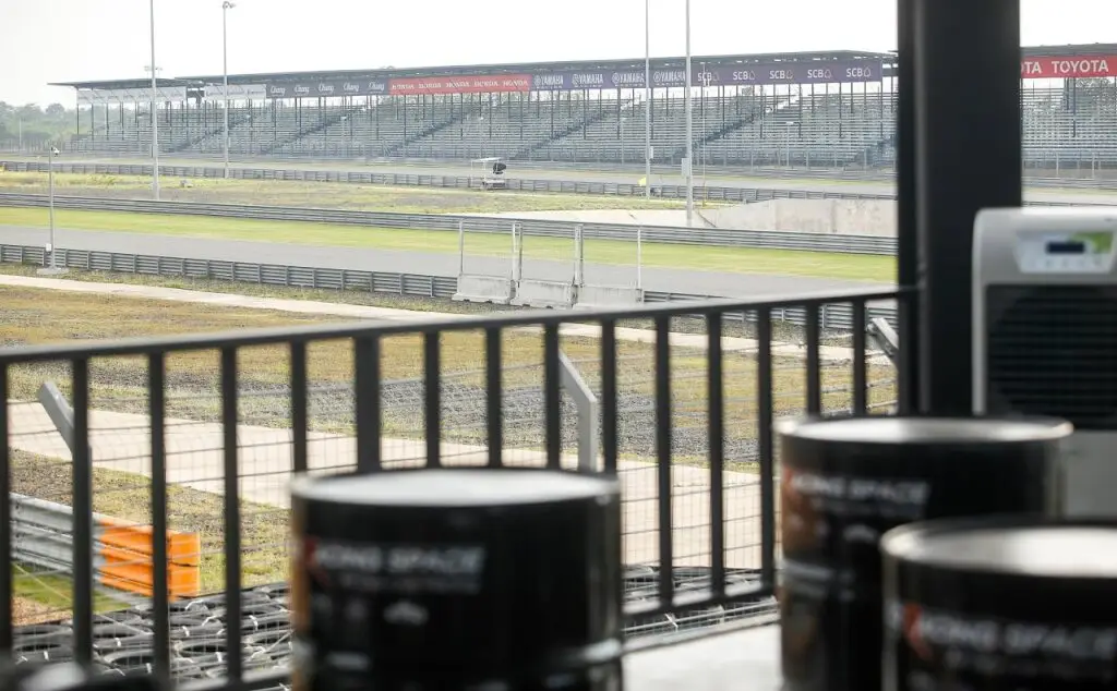 Пан Кок Кхао: Bric Box Hotel Buriram