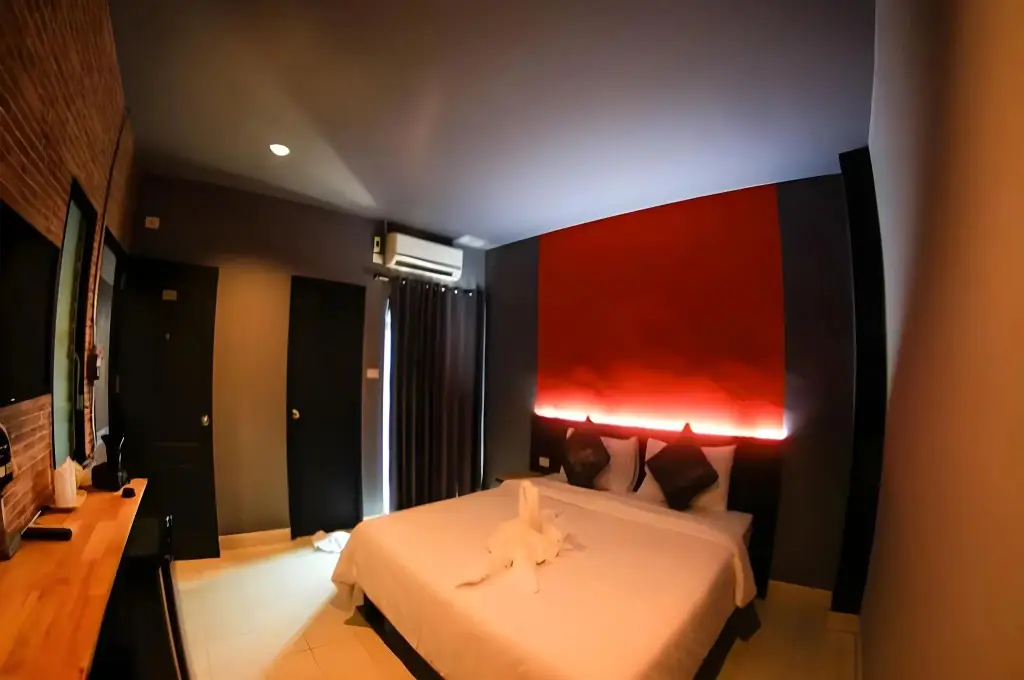 Накхонситхаммарат: Hotel Passion
