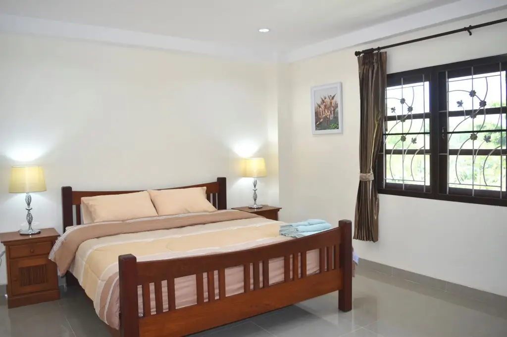 Пхонгпрасан: Kate House Bangsaphan
