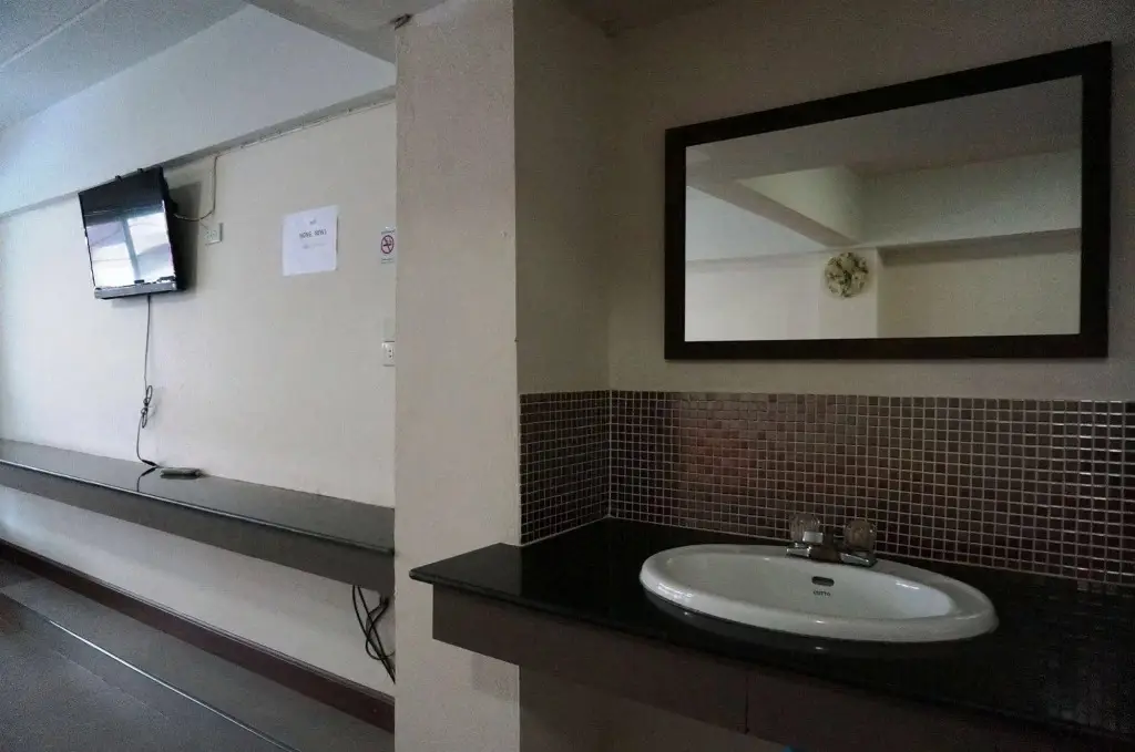 Чаам: Nong New House 1