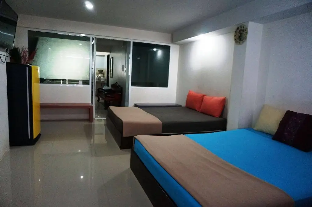 Чаам: Nong New House 1