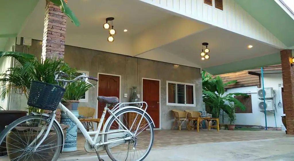 Сукотай: Pottery Street House