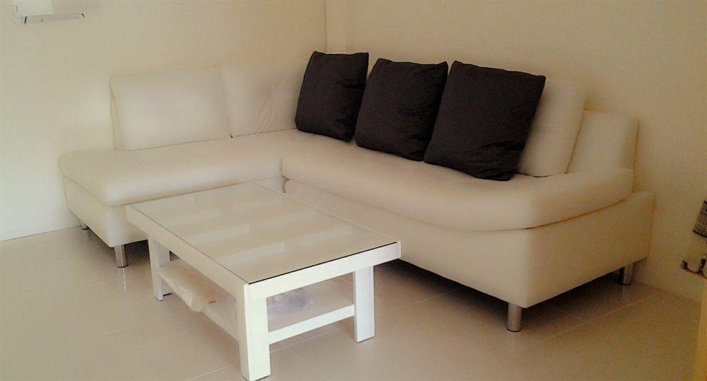 Паттайя: I Rovers Superior Rooms