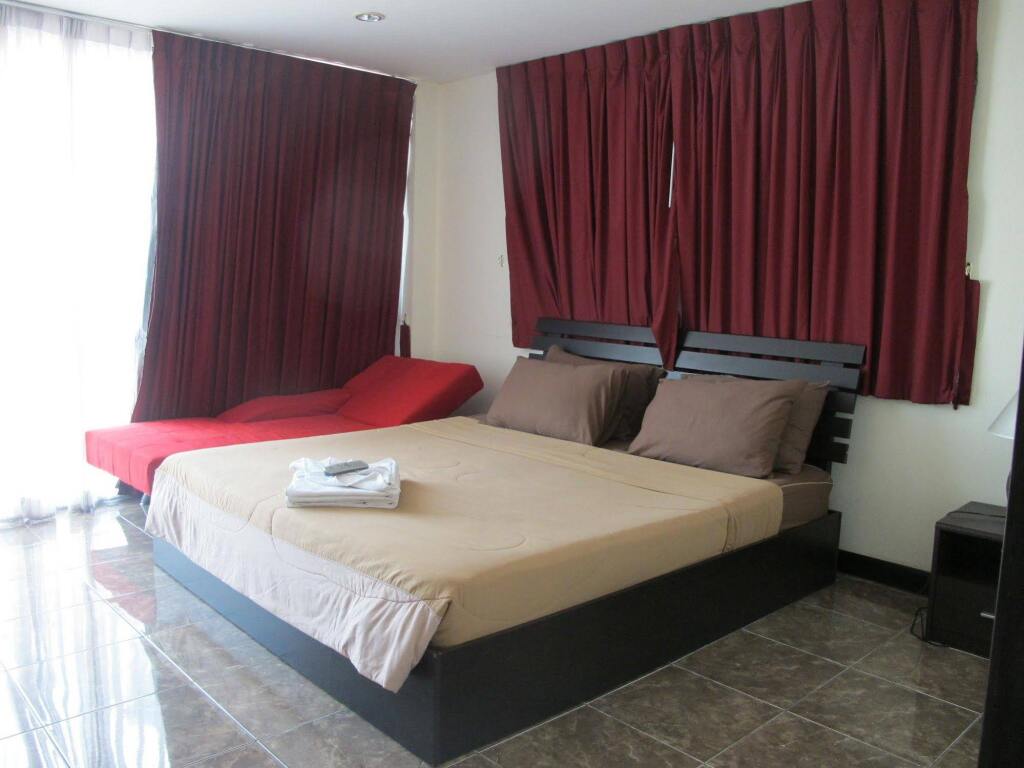 Паттайя: Rouge Service Apartments