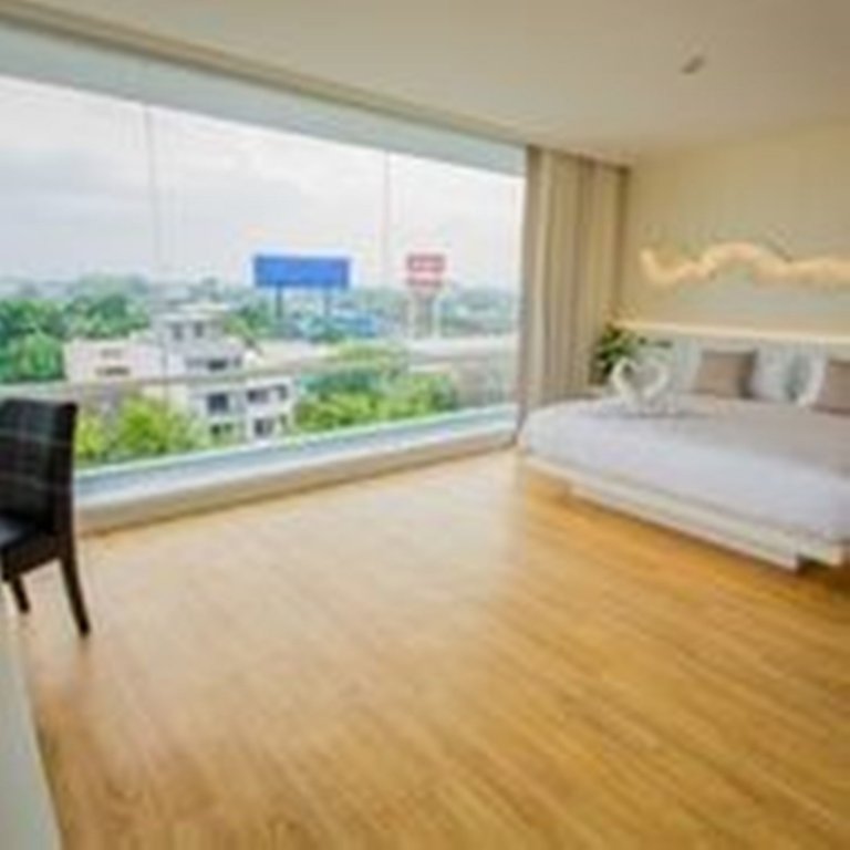 Crystal Hotel Hat Yai — фото 1