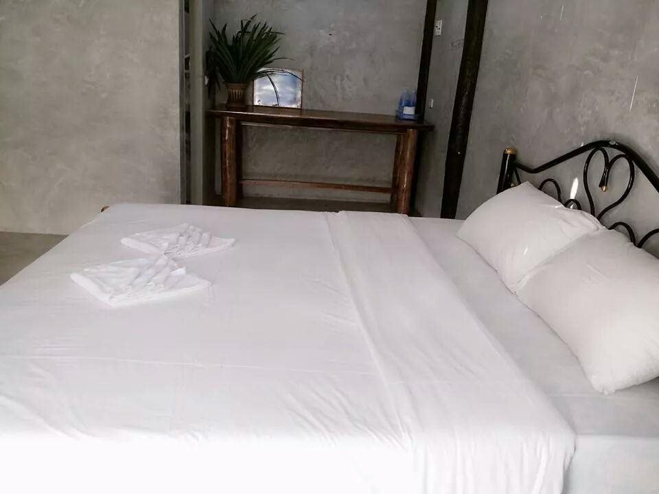 Паи: Baan Suan Sapan Pai