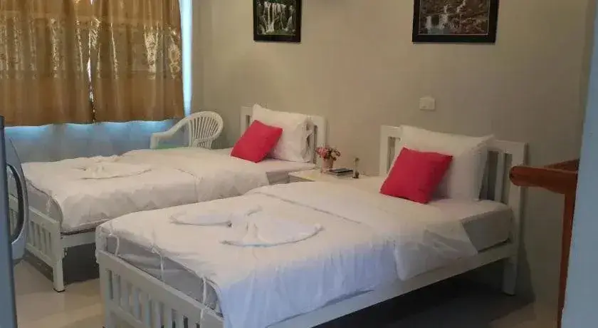 Столичный район Чантхабури: Thanagrit Apartelle