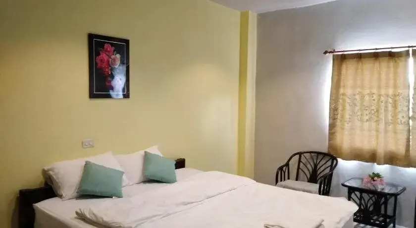 Столичный район Чантхабури: Thanagrit Apartelle
