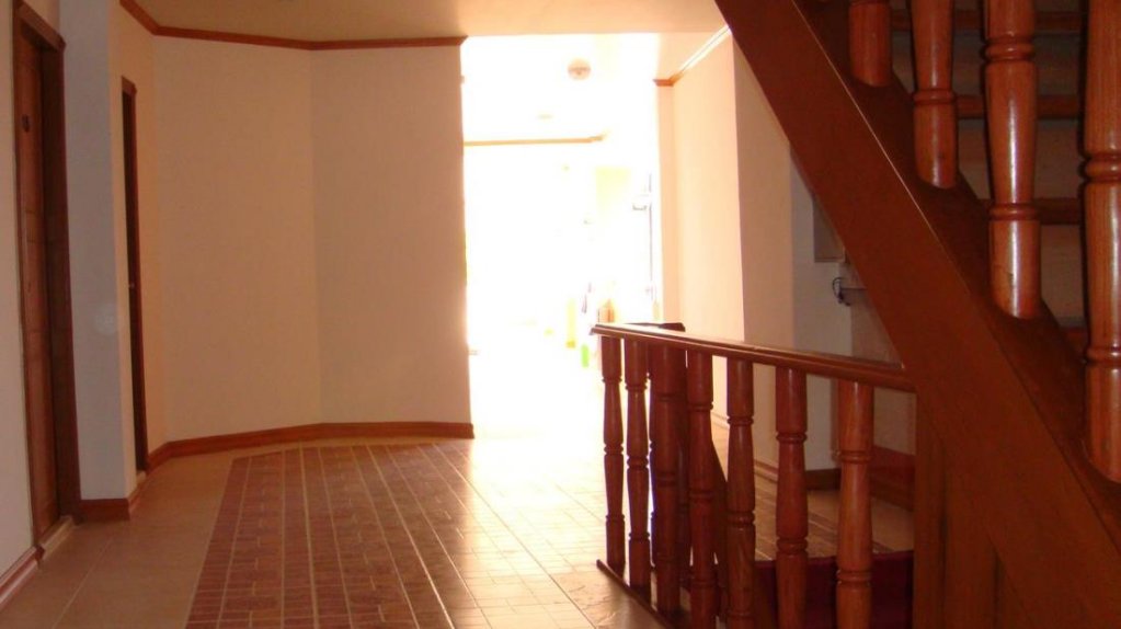 Мае-Сай: Navy Home Hotel