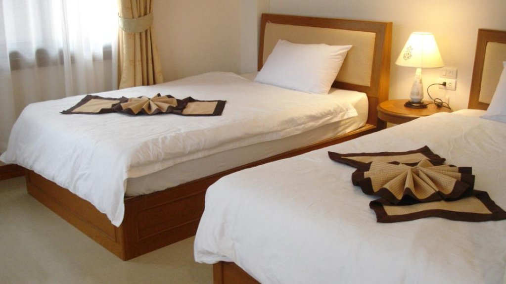 Мае-Сай: Navy Home Hotel