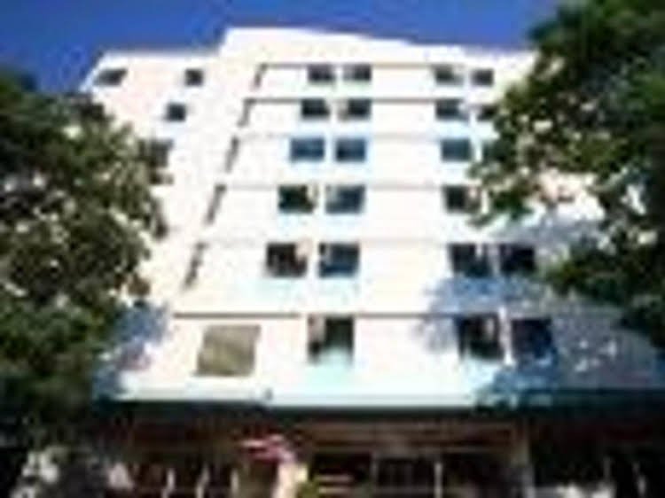Бангкок: Synsiri 2 Ladprao 98 Apartment