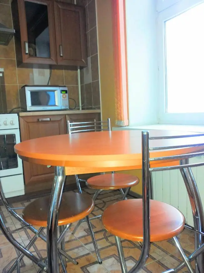 Саранск: Apartments on Kommunisticheskaya 25