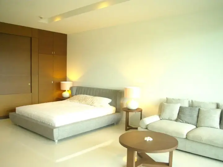 Паттайя: Ananya Beachfront Condominium