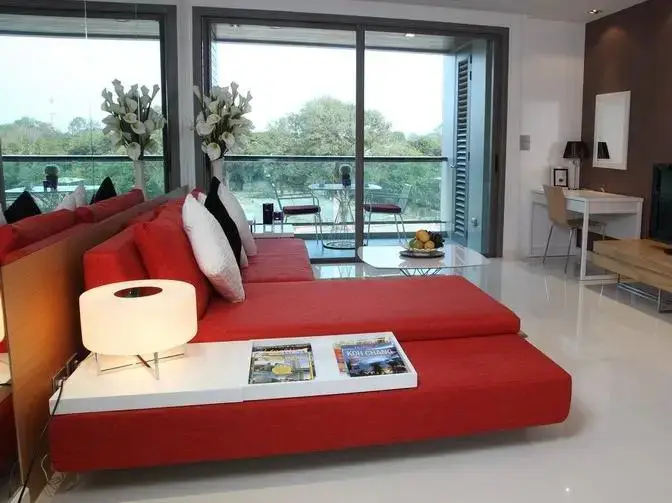 Паттайя: Ananya Beachfront Condominium
