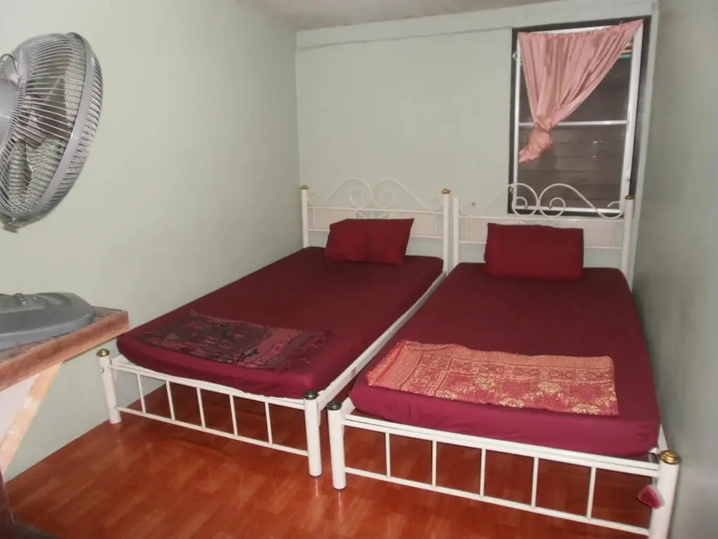 Чумпхон: Farang Bar Guesthouse