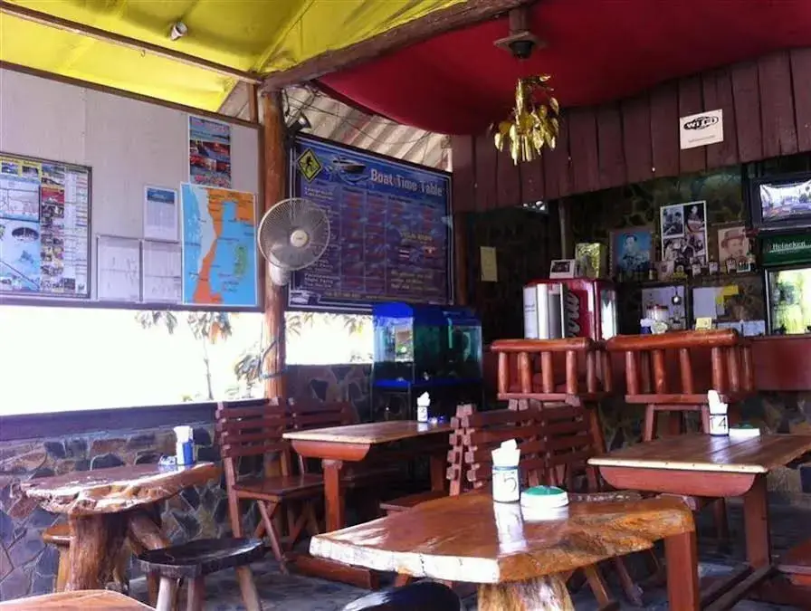 Чумпхон: Farang Bar Guesthouse