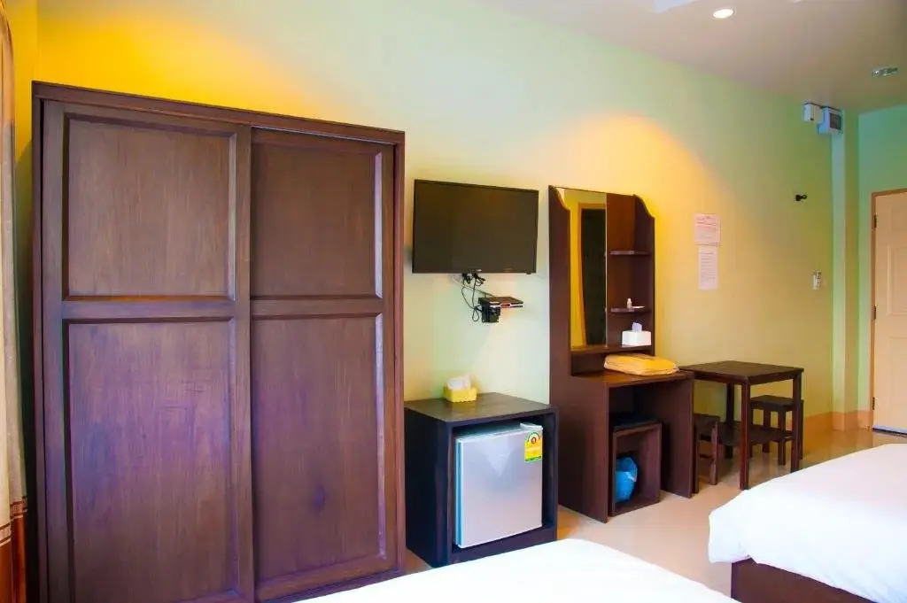 Тхоэнг: Wattanawan Hotel