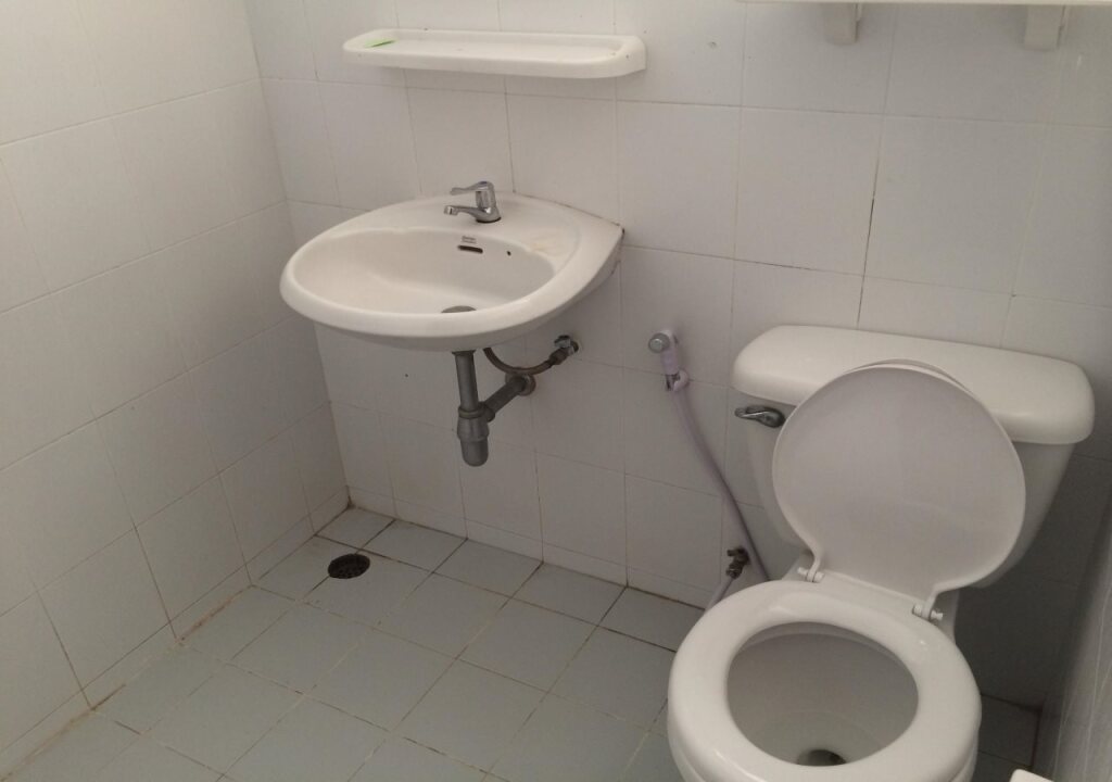 Бангкок: Baan Pathum Apartment