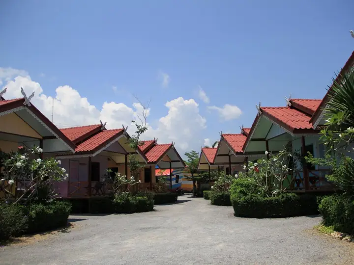 Та Кат Нгау: Na Chan Resort