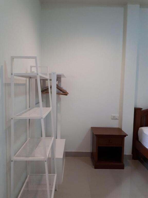Дамноен Садуак: Baan Rimnam Resort